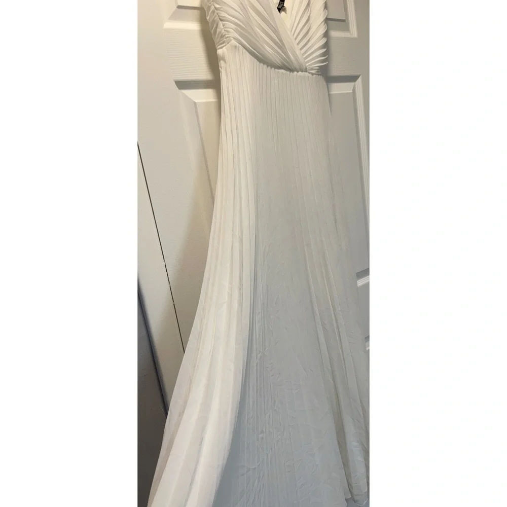 BHLDN x Badgley Mischka Sloane Size 6 Ivory Pleated Maxi Wedding Dress - Picture 8 of 13